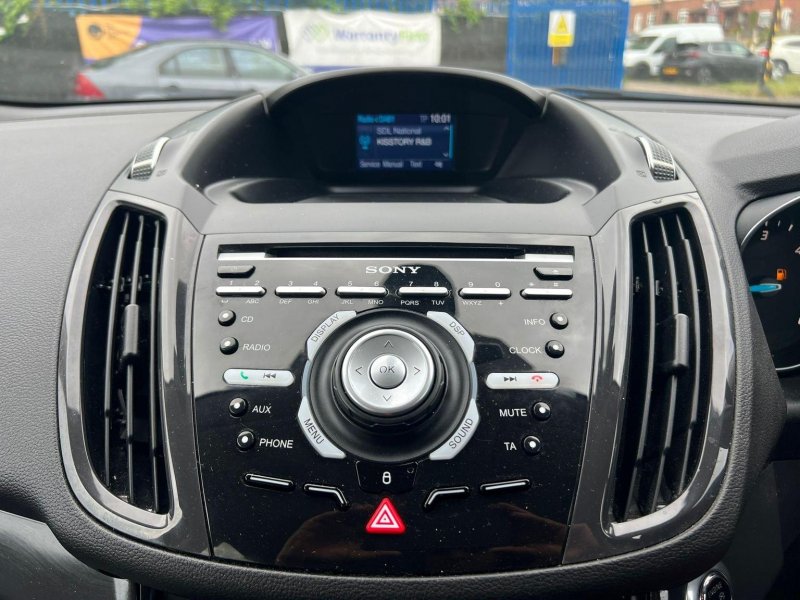 FORD KUGA