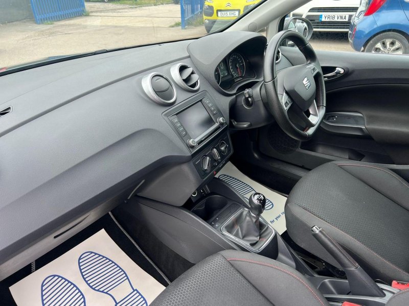 SEAT IBIZA
