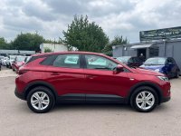 VAUXHALL GRANDLAND X