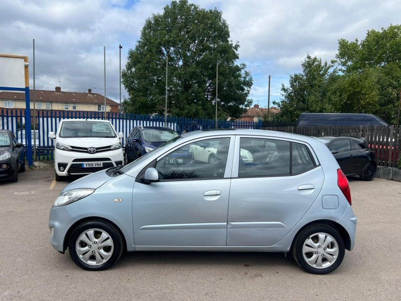 HYUNDAI I10