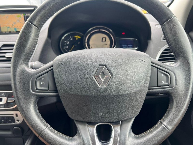 RENAULT MEGANE
