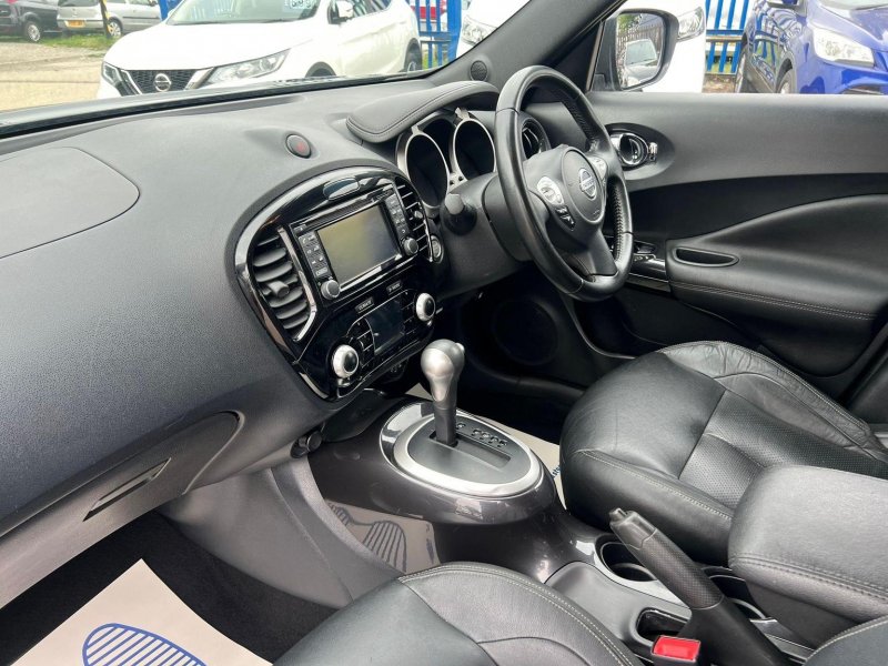 NISSAN JUKE