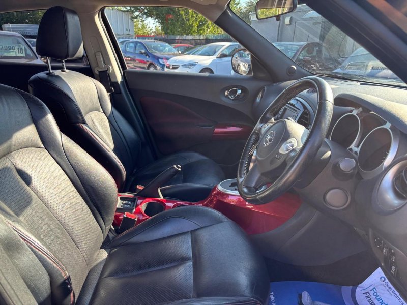 NISSAN JUKE